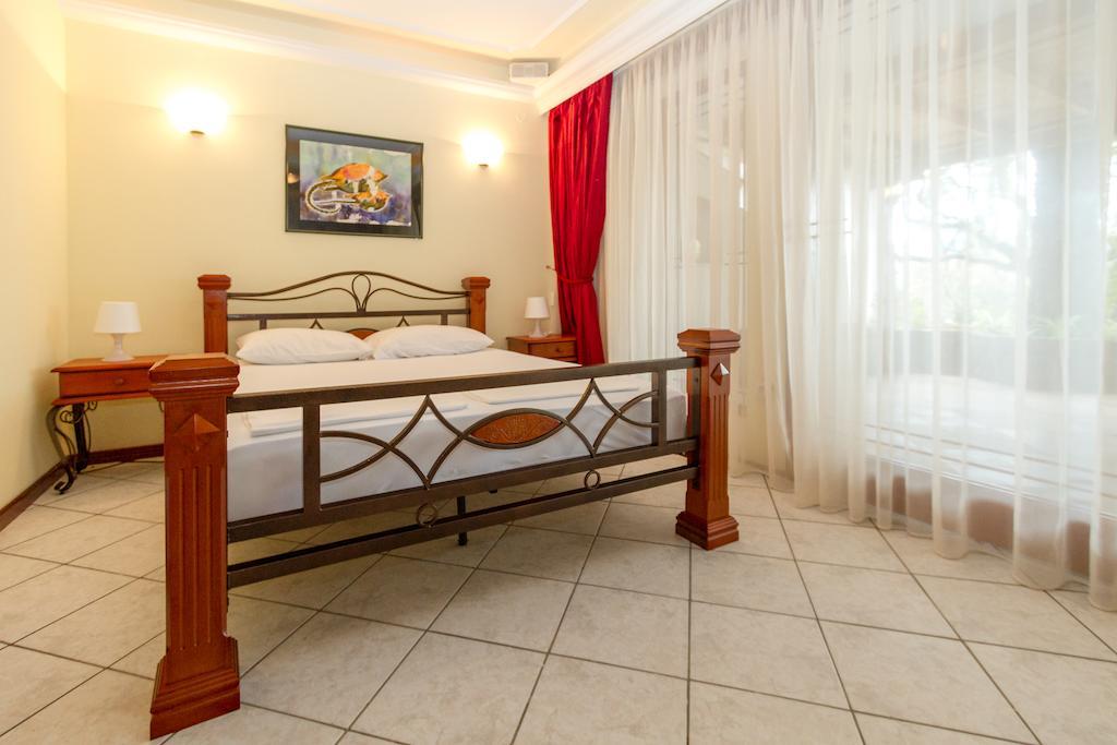 Milan'S Apartments Sveti Stefan Habitación foto